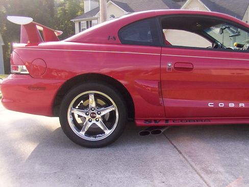 Used 1994 Ford Mustang Cobra image 11