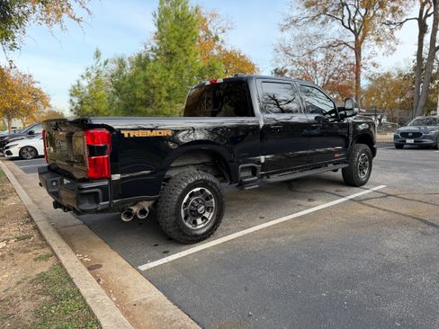 Used 2024 Ford F250 Lariat w/ Lariat Ultimate Package image 4