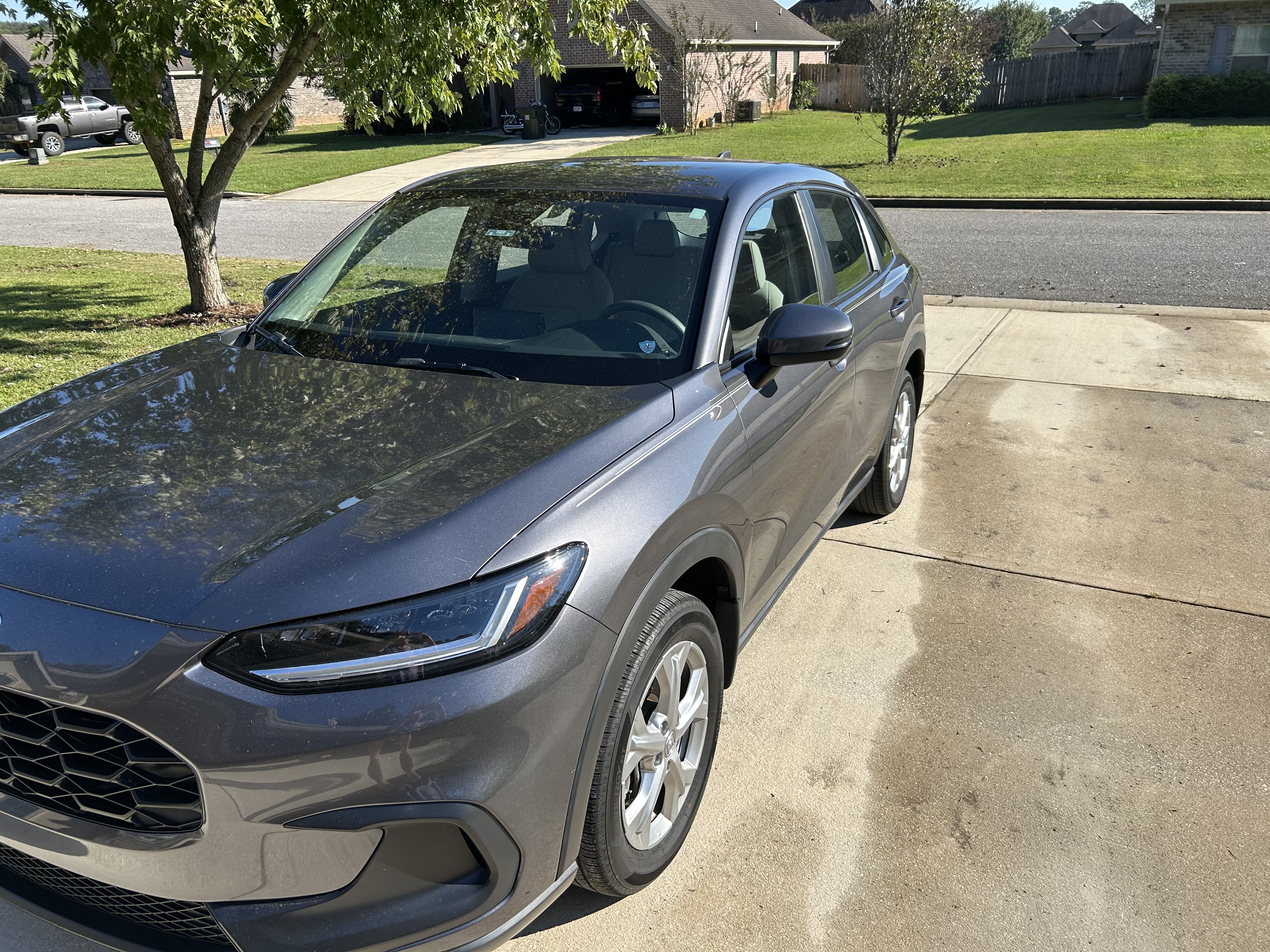 Used 2024 Honda HR-V LX image 9