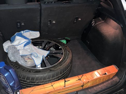 Used 2019 Nissan Kicks SV image 8