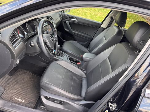 Used 2019 Volkswagen Tiguan SE image 13