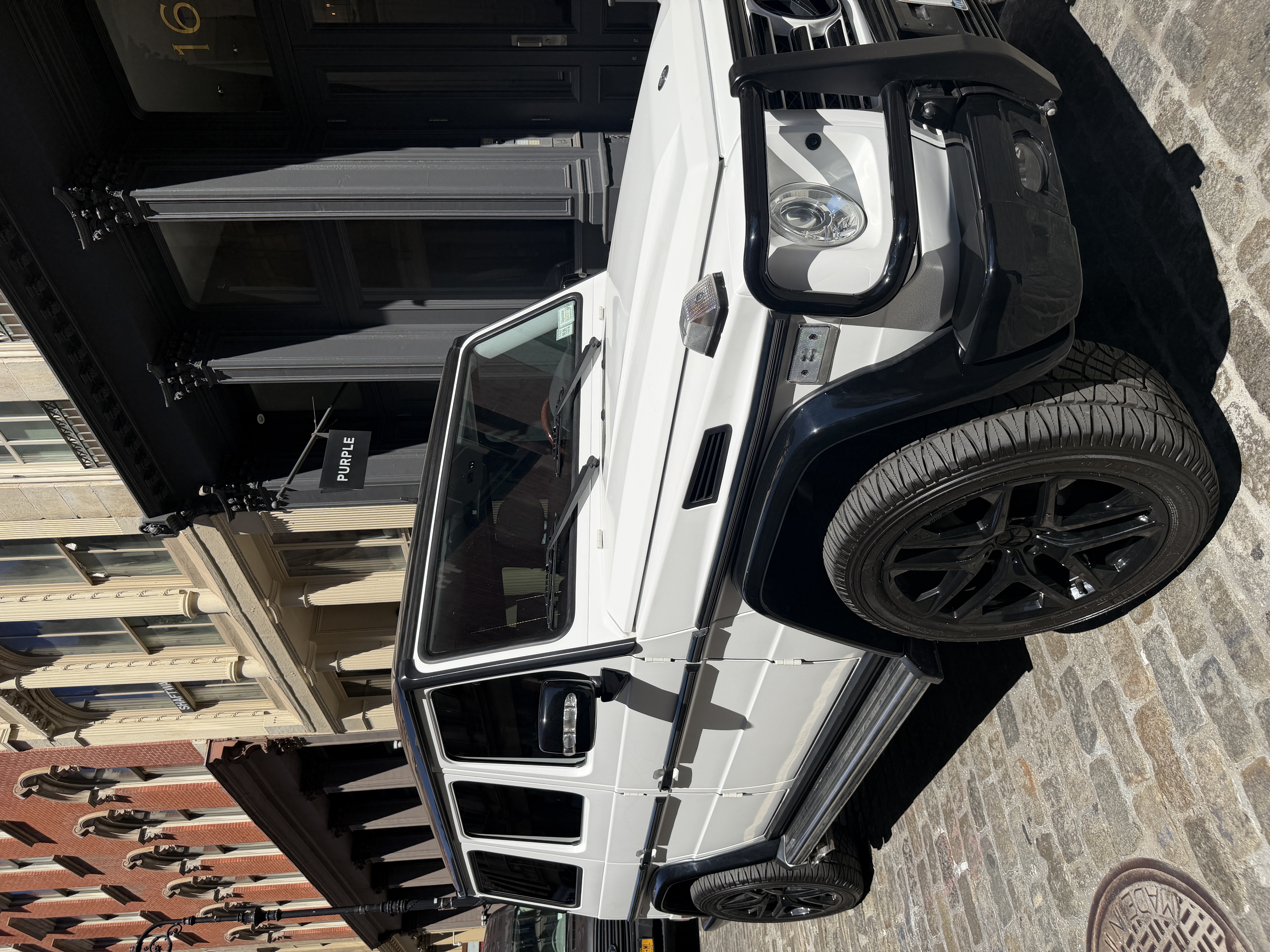 Used 2011 Mercedes-Benz G 550 image 1