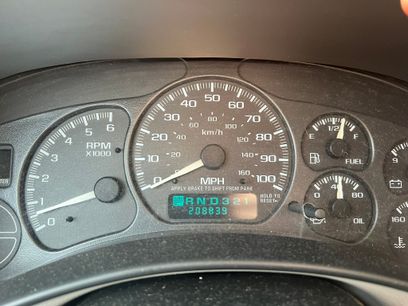 Used 2002 Chevrolet Suburban LT