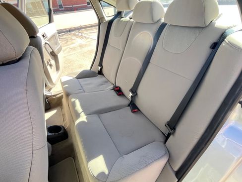 Used 2009 Ford Focus S image 21