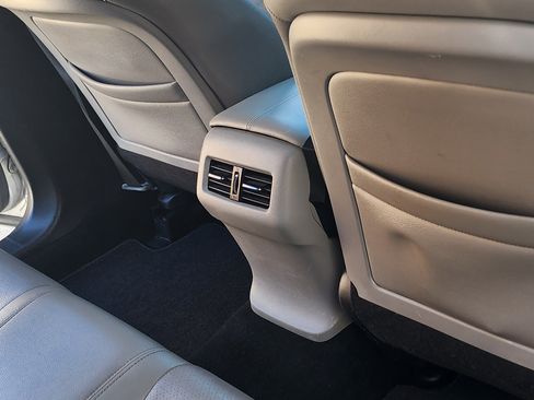 Used 2013 Honda Accord EX-L image 12