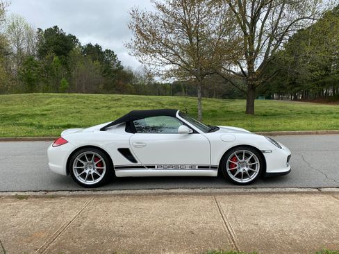 Used 2011 Porsche Boxster Spyder RWD image 10