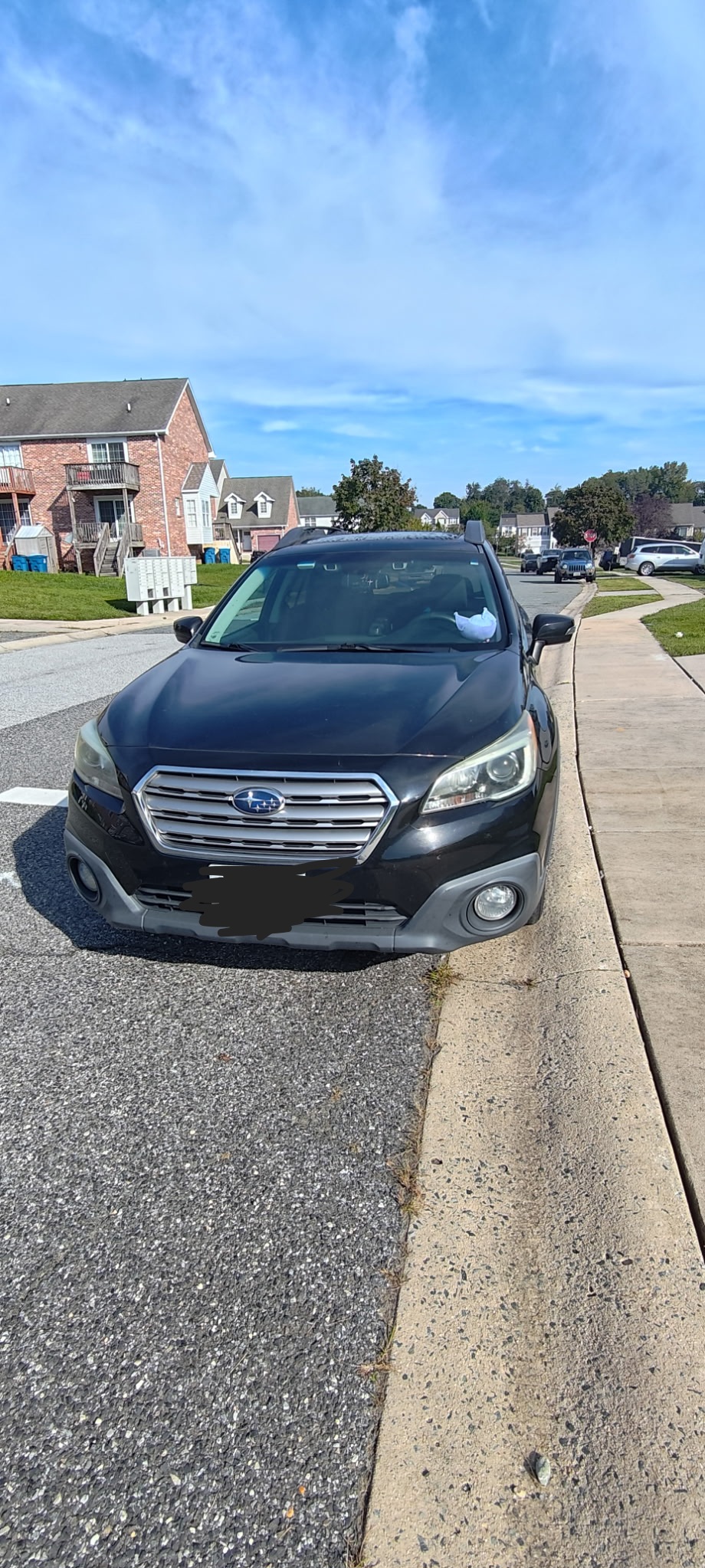 Used 2015 Subaru Outback 2.5i Premium AWD/4WD image 1