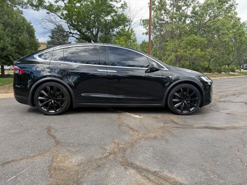 Used 2020 Tesla Model X Long Range AWD/4WD image 5