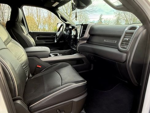 Used 2021 RAM 3500 Laramie image 16