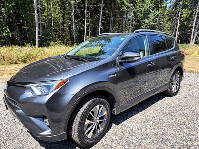 Used 2017 Toyota RAV4 XLE w/ All Weather Liner Package