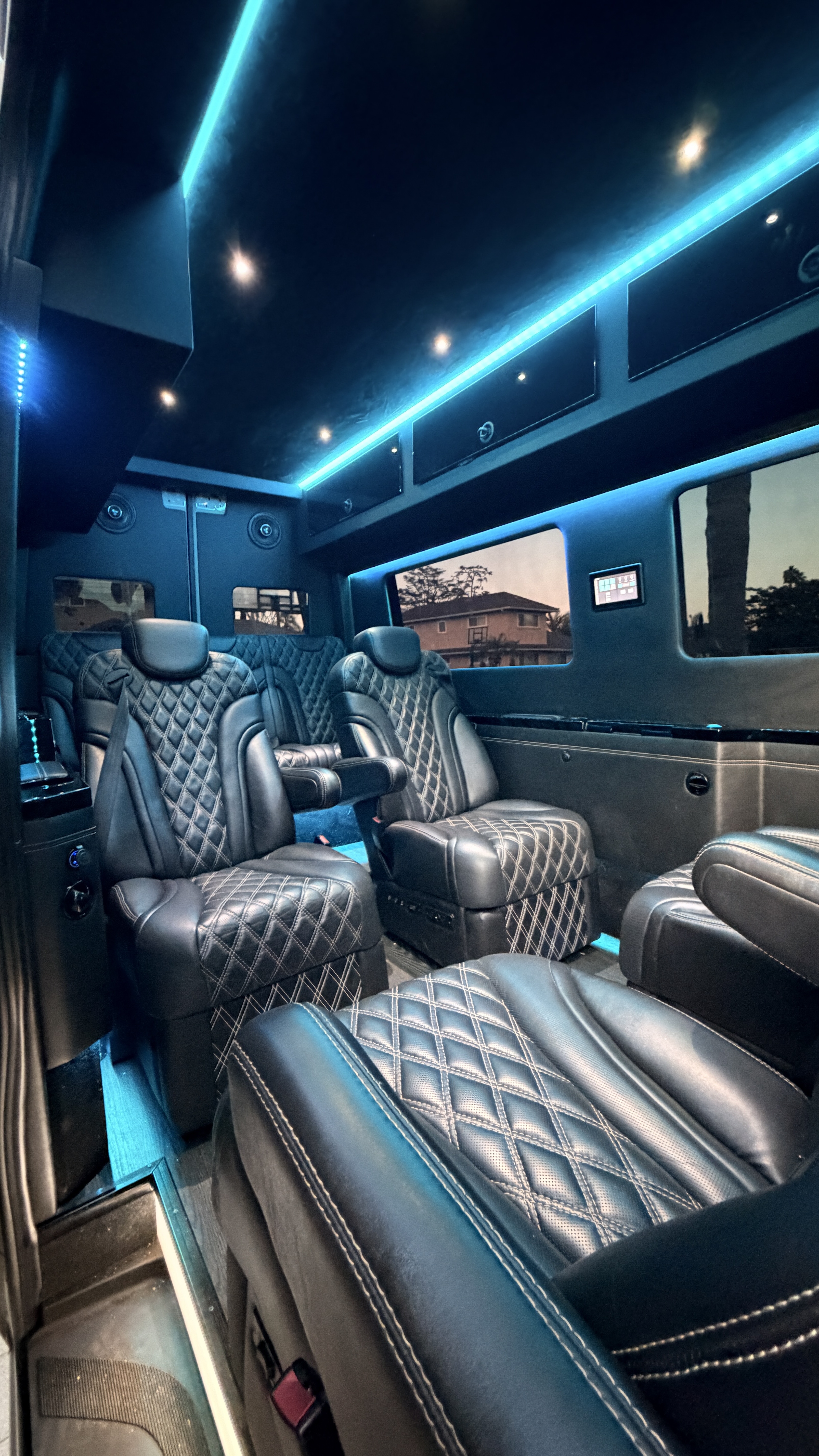 Used 2021 Mercedes-Benz Sprinter 2500 image 12