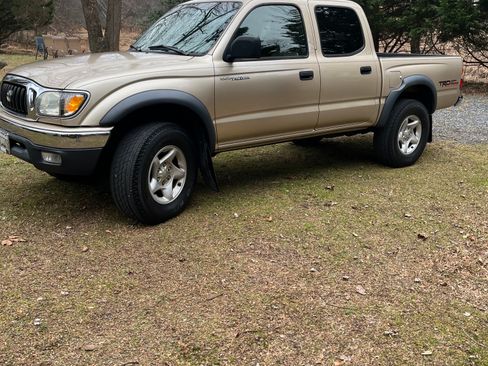 Used 2004 Toyota Tacoma 4x4 Double Cab image 1