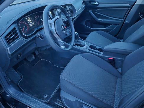 Used 2019 Volkswagen Jetta S image 14