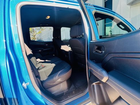 Used 2023 Chevrolet Colorado LT image 6