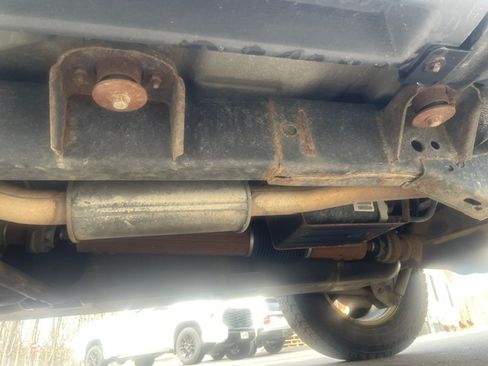 Used 2013 Jeep Wrangler Unlimited Sahara image 16