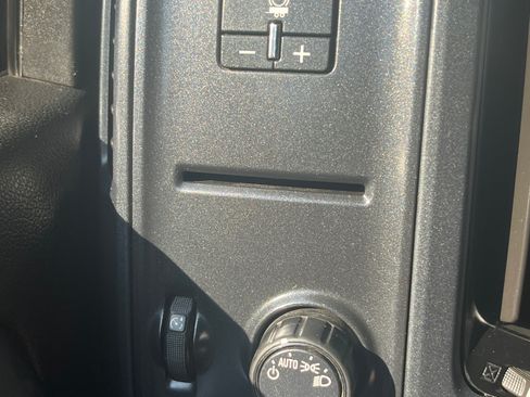 Used 2019 Chevrolet Silverado 2500 W/T w/ WT Convenience Package RWD image 12