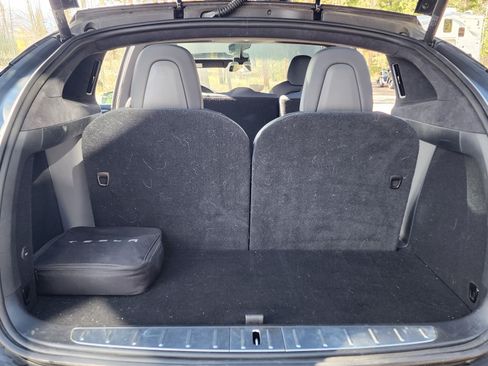 Used 2020 Tesla Model X Performance image 11