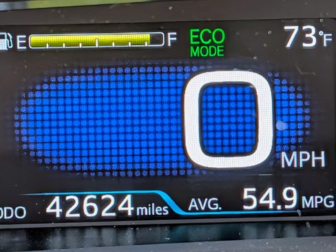 Used 2019 Toyota Prius Limited image 18