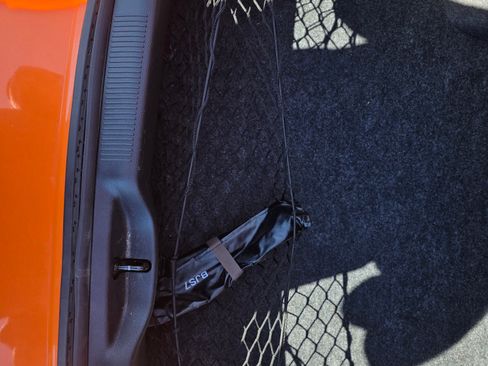 Used 2014 Dodge Charger SXT image 16