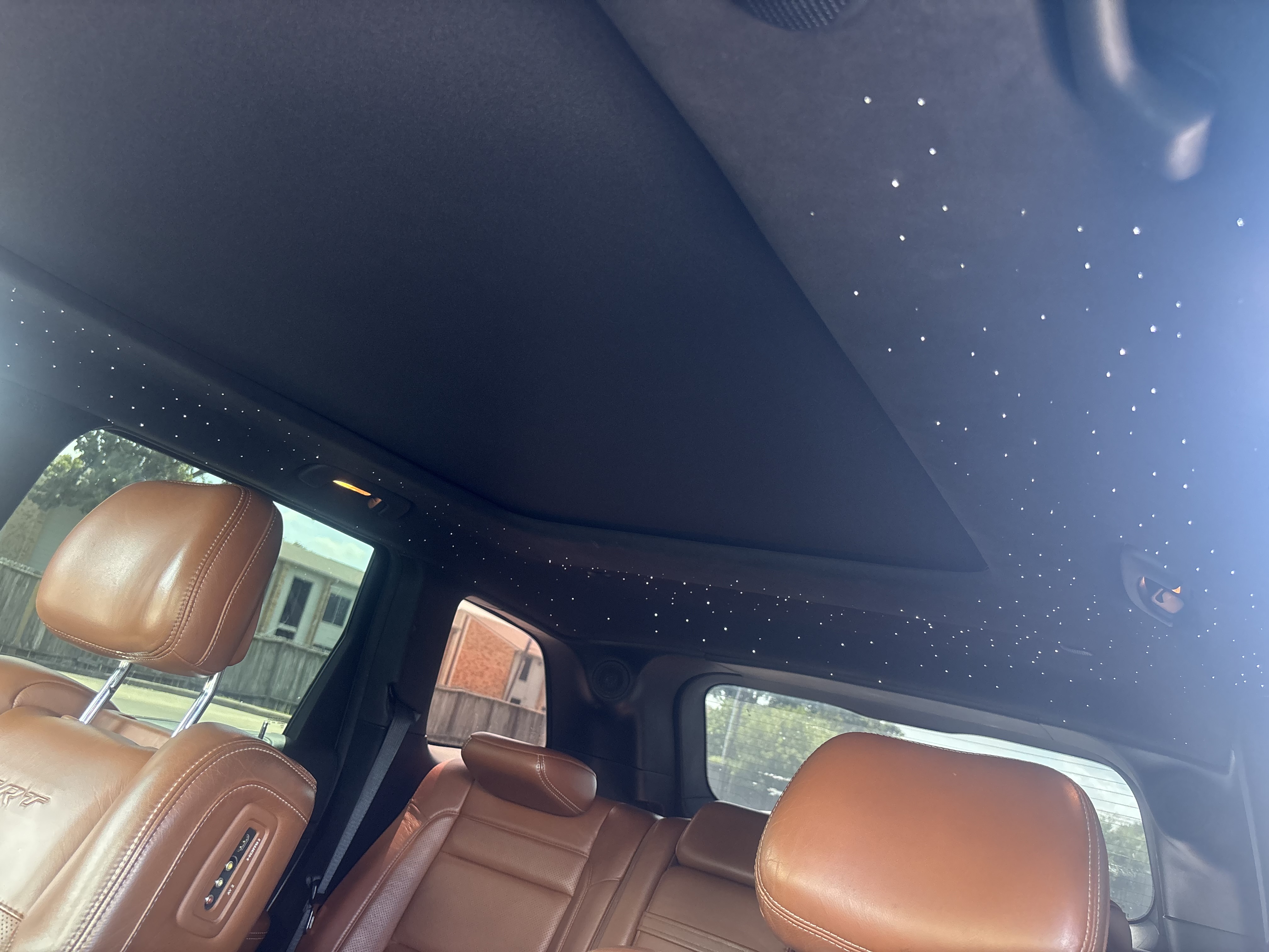 Used 2015 Jeep Grand Cherokee SRT w/ Luxury Group II AWD/4WD image 11