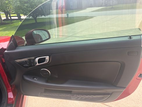 Used 2016 Mercedes-Benz SLK 300 image 12