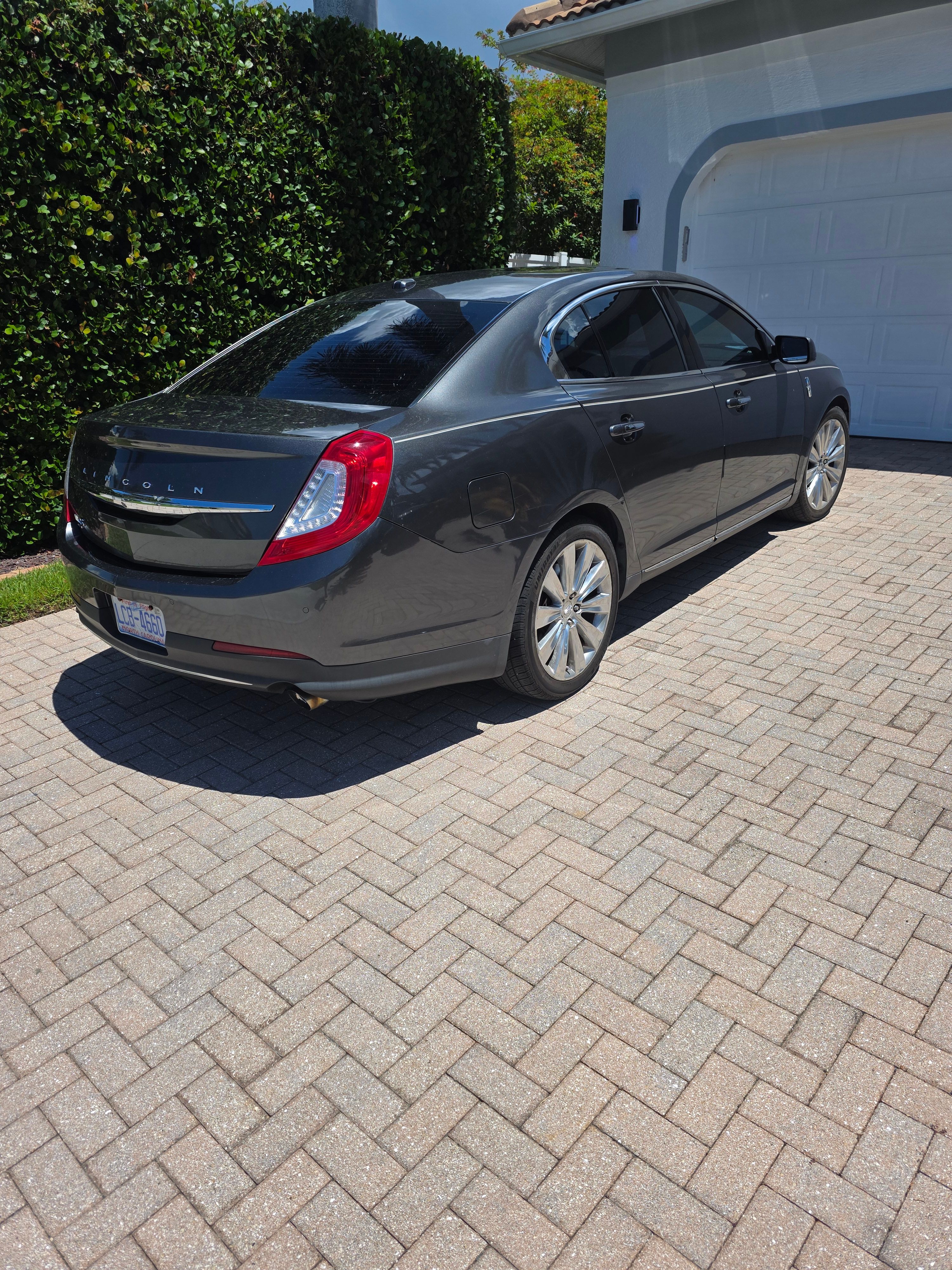 Used 2016 Lincoln MKS AWD w/ Equipment Group 201A image 6