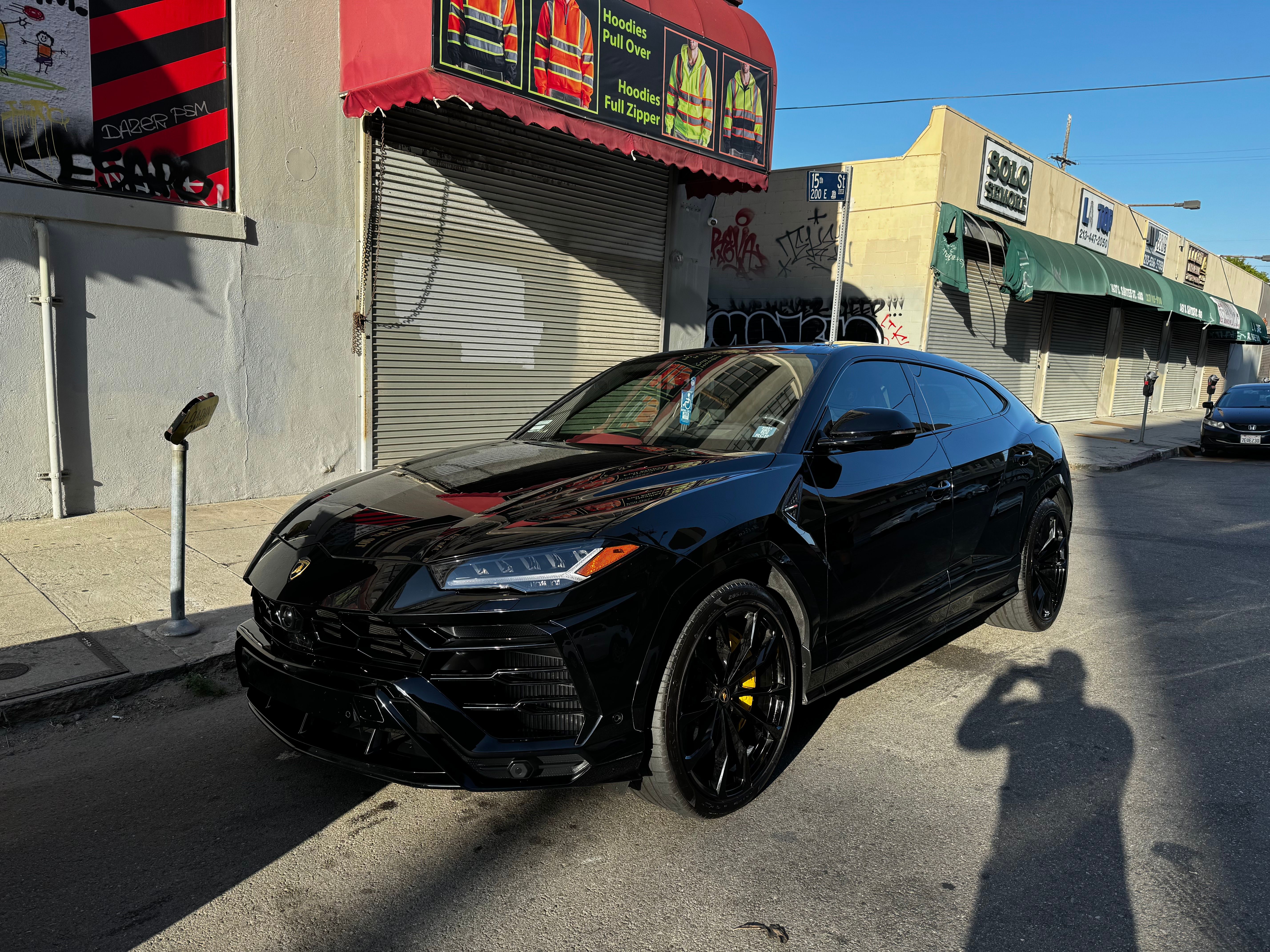 Used 2022 Lamborghini Urus AWD/4WD image 1