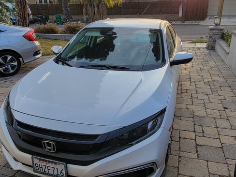 Used 2019 Honda Civic LX image 5