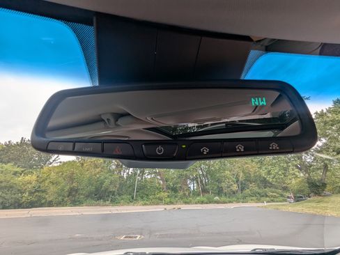 Used 2022 Kia Sportage EX w/ EX Technology Package image 11