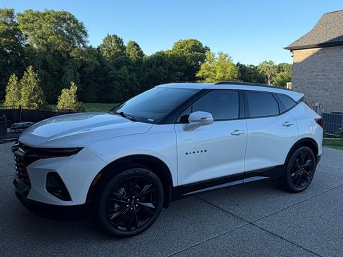 Used 2021 Chevrolet Blazer RS w/ Enhanced Convenience Package FWD image 4