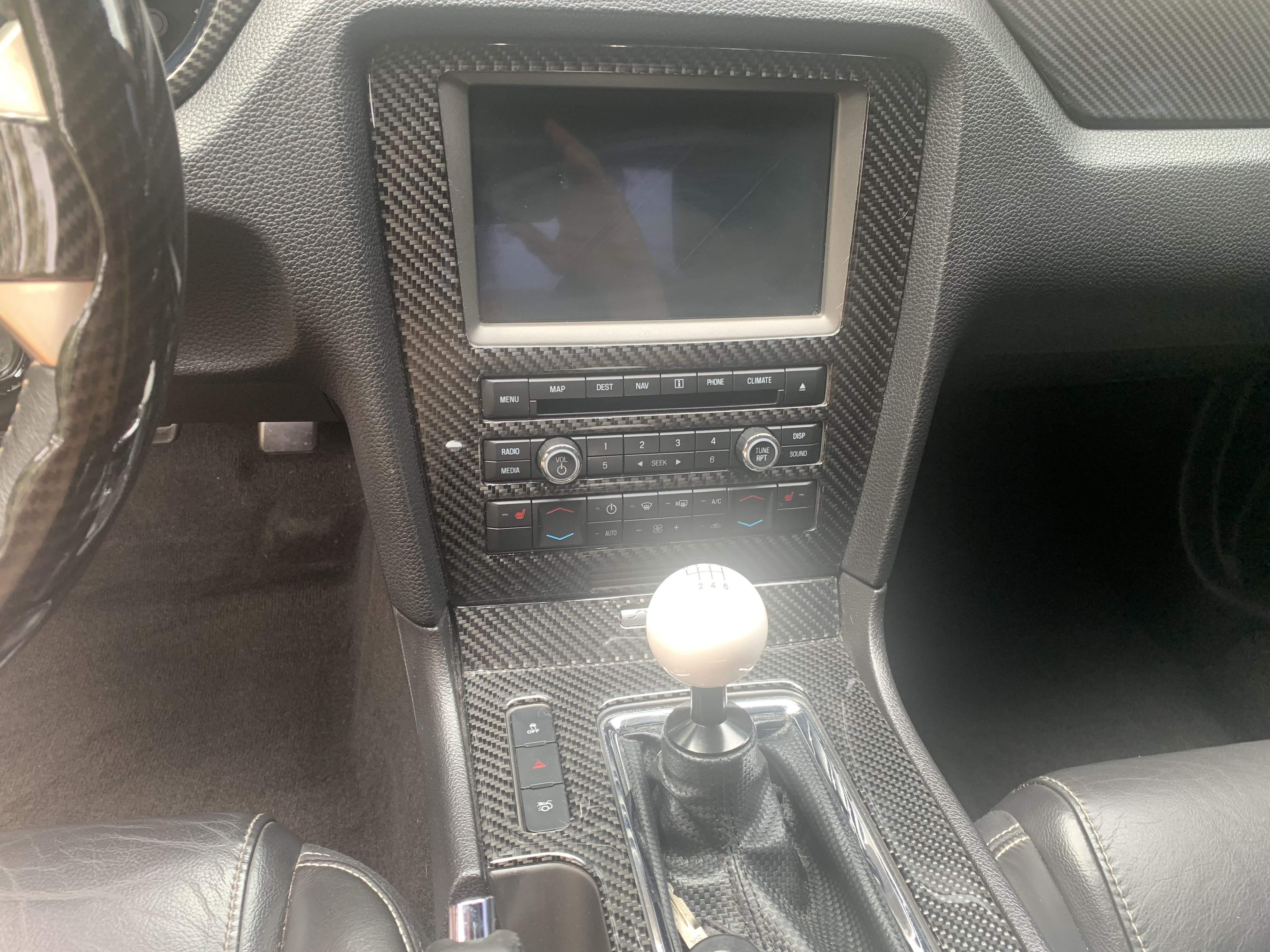 Used 2013 Ford Mustang GT Premium w/ Electronics Pkg RWD image 4