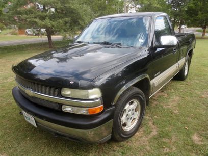 Used 2002 Chevrolet Silverado 1500 LS w/ Heavy Duty Suspension Pkg