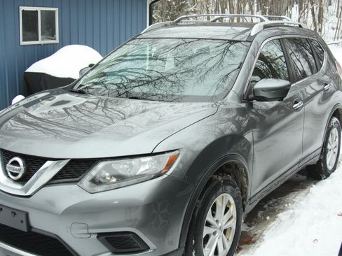 Used 2016 Nissan Rogue SV w/ SV Premium Package image 13