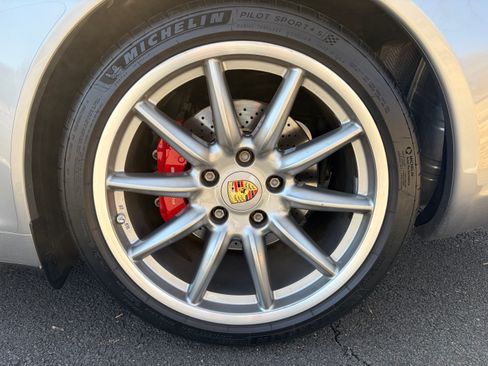 Used 2008 Porsche 911 Carrera S image 17