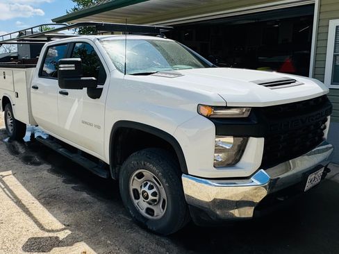 Used 2023 Chevrolet Silverado 2500 W/T w/ WT Convenience Package AWD/4WD image 4
