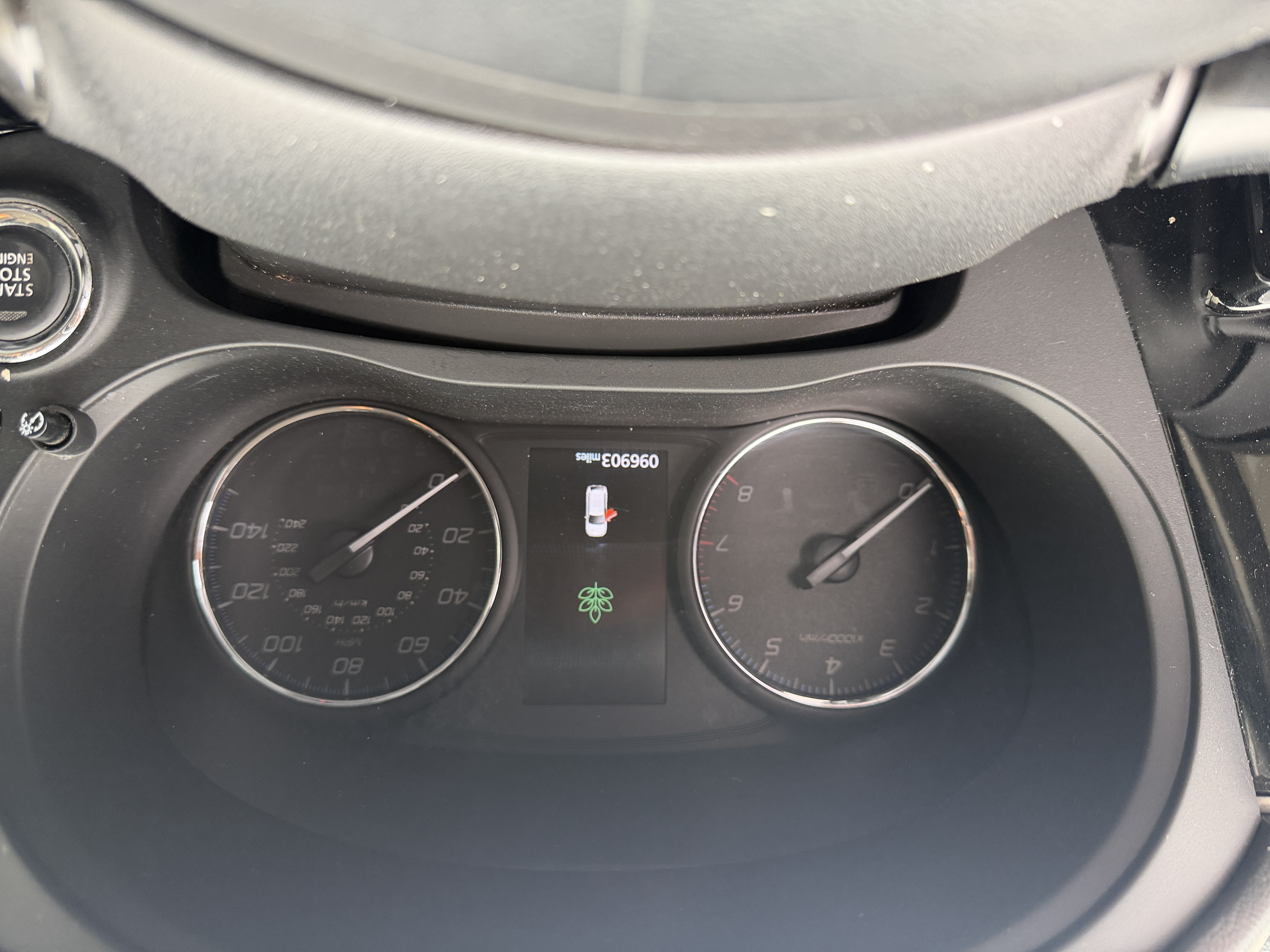 Used 2020 Mitsubishi Outlander SE AWD/4WD image 10