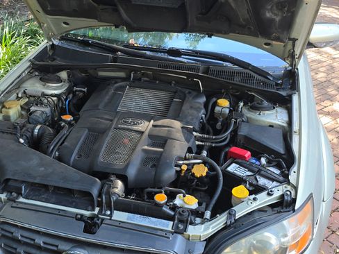 Used 2005 Subaru Outback 2.5XT Limited image 12