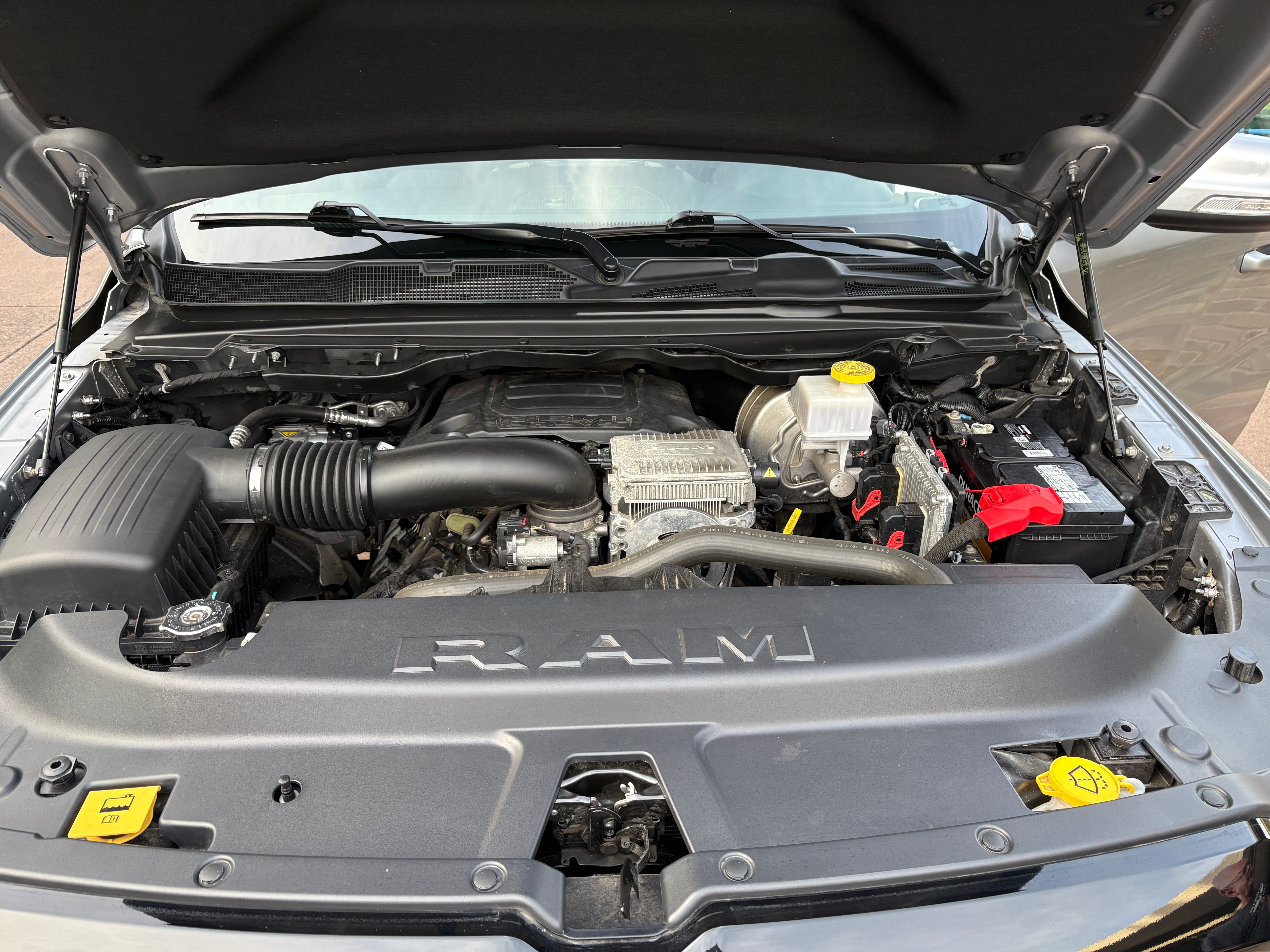 Used 2020 RAM 1500 Big Horn AWD/4WD image 2