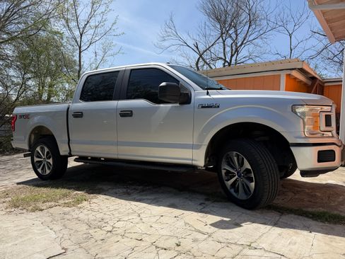 Used 2019 Ford F150 XL w/ Equipment Group 101A Mid image 2