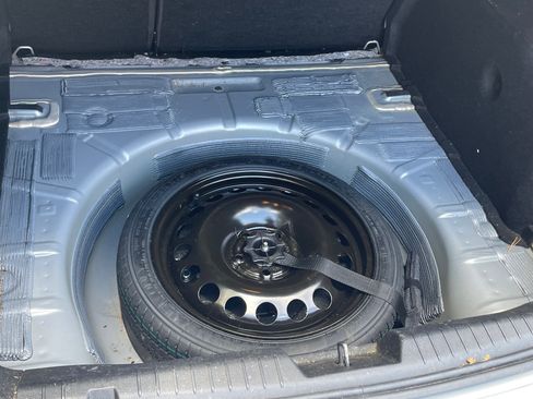 Used 2014 Chevrolet Cruze LT w/ Technology Package image 8