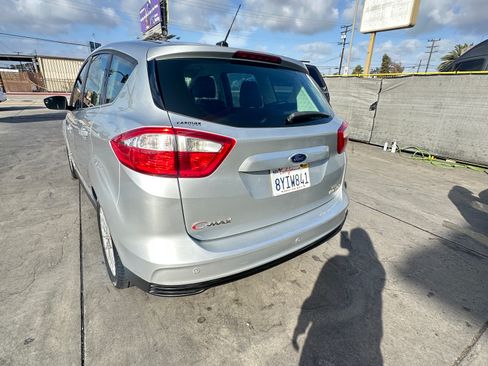 Used 2015 Ford C-MAX SEL image 6