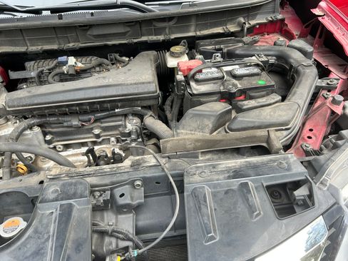 Used 2017 Nissan Rogue SV w/ SV Premium Package image 22