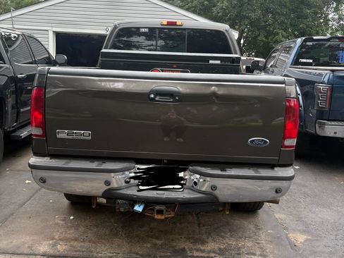 Used 2006 Ford F250 Lariat AWD/4WD image 5