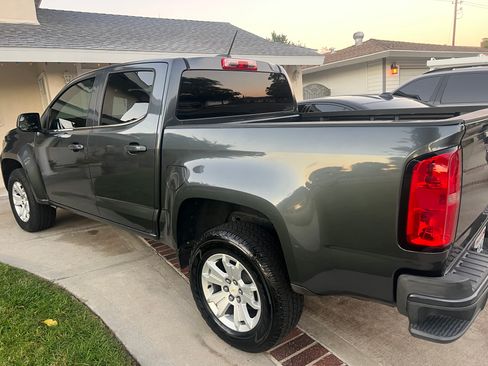 Used 2016 Chevrolet Colorado LT image 2