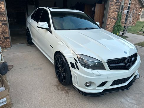 Used 2009 Mercedes-Benz C 63 AMG Sedan image 20