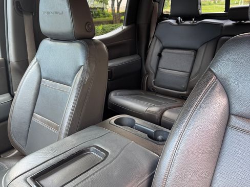 Used 2020 GMC Sierra 1500 Denali AWD/4WD image 2