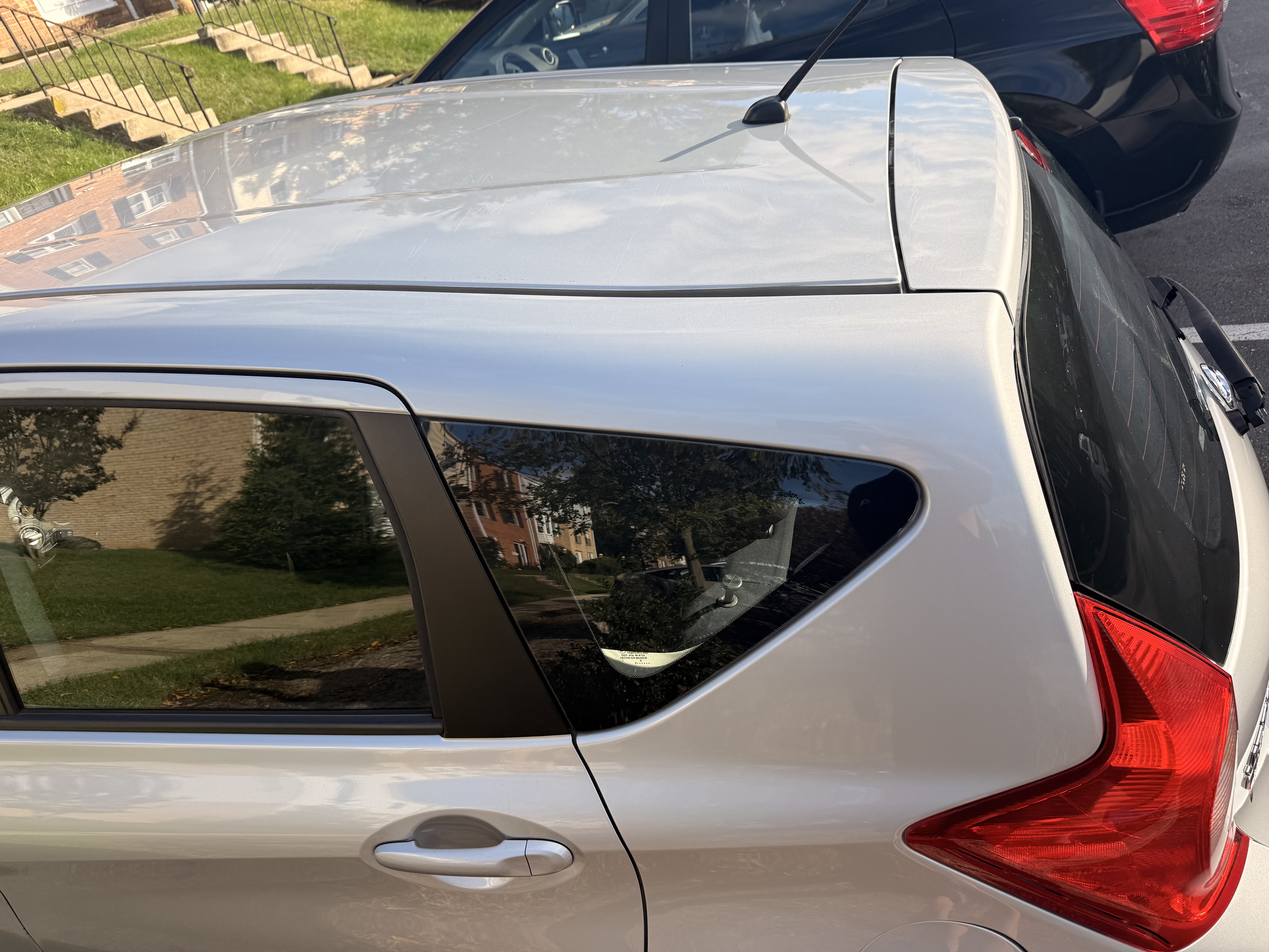 Used 2014 Nissan Versa Note SV FWD image 8