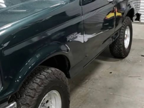 Used 1994 Ford Bronco image 4