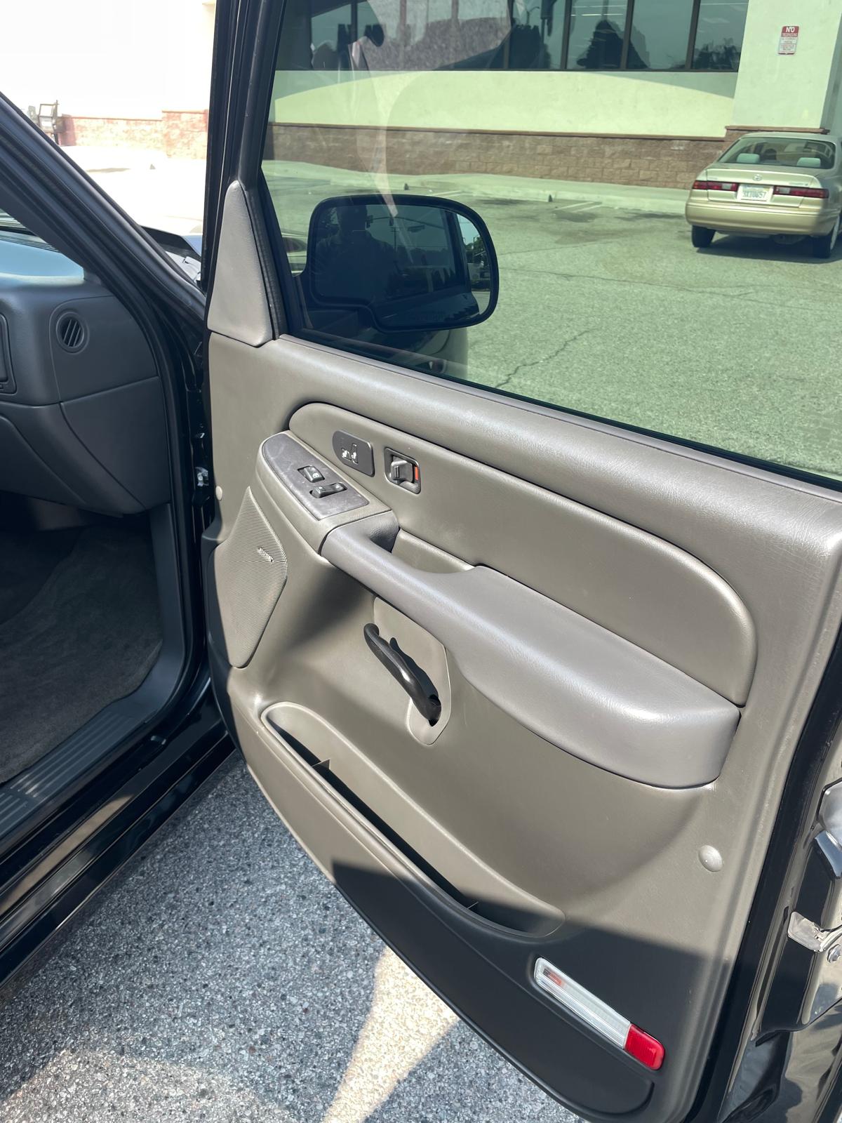 Used 2006 Chevrolet Silverado 1500 SS RWD image 17