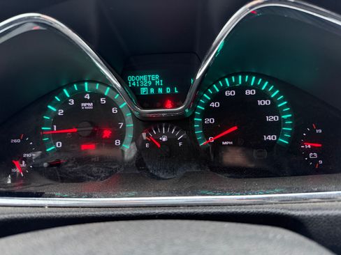 Used 2013 Chevrolet Traverse LT image 10